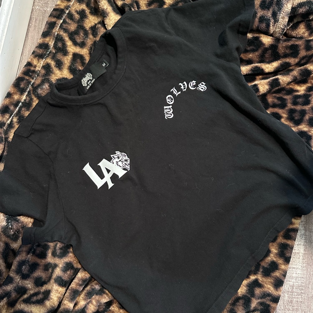 WOLVES Cropped Tshirt